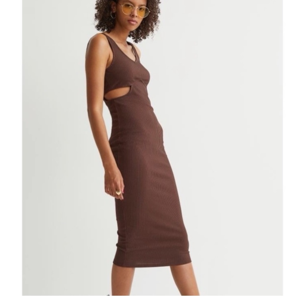 Never worn H&M Brown Ribbed Cutout Midi Dress